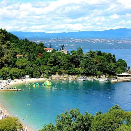 Apartments And Rooms By The Sea Medveja, Opatija - 2305 ลอฟราน ภายนอก รูปภาพ