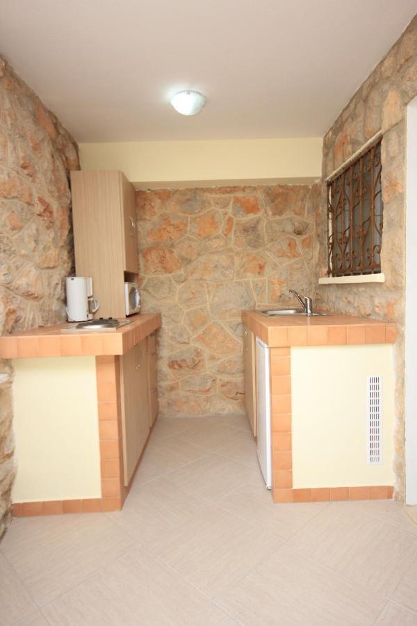 Apartments And Rooms By The Sea Medveja, Opatija - 2305 ลอฟราน ภายนอก รูปภาพ