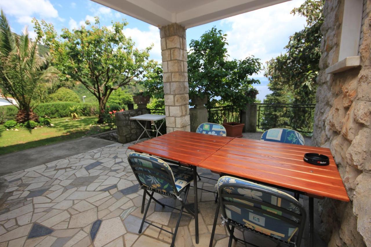 Apartments And Rooms By The Sea Medveja, Opatija - 2305 ลอฟราน ภายนอก รูปภาพ