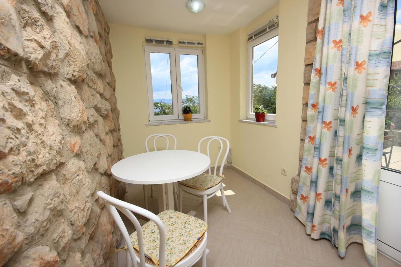 Apartments And Rooms By The Sea Medveja, Opatija - 2305 ลอฟราน ภายนอก รูปภาพ